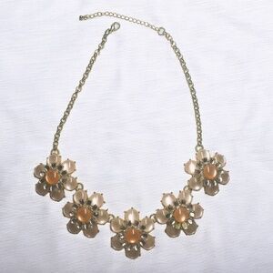 Nature-inspired Flower Resin Necklace with Golden chain, Elegant, Vintage